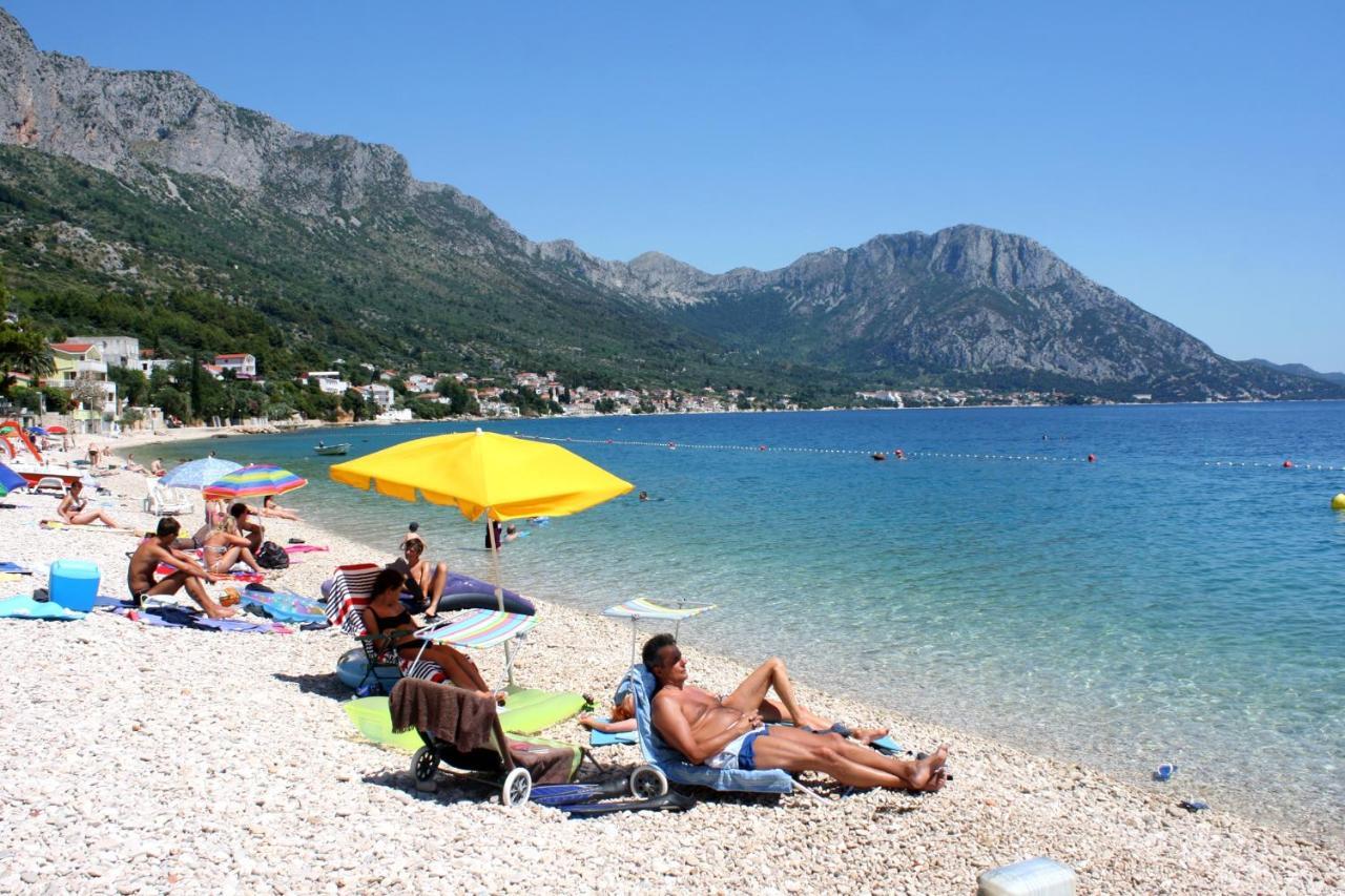 Apartments By The Sea Brist, Makarska - 15714 Подаца Экстерьер фото