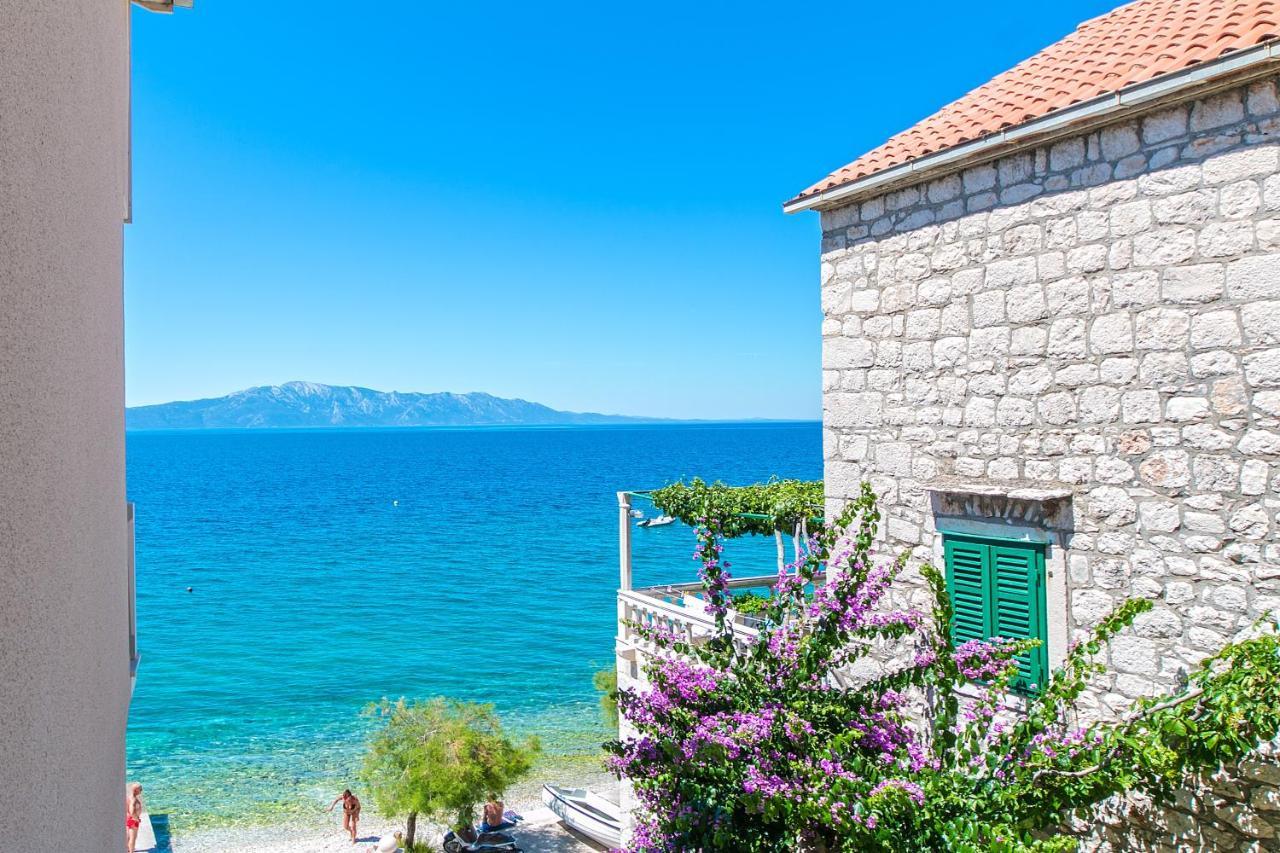 Apartments By The Sea Brist, Makarska - 15714 Подаца Экстерьер фото